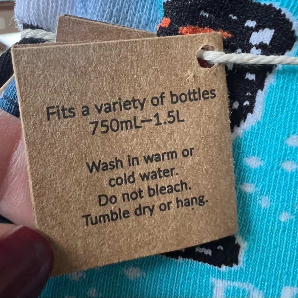 Decorative Knit Bottle Socks, Bags for Bottles Wine Liquor - Set of 3 NWT - Picture 5 of 5